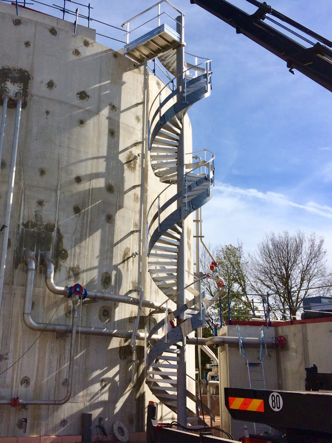 Escalier et structure métallique d'accès réalisés par ETSA